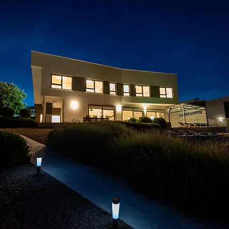 Villa Bilo Idro Zadarvillas *